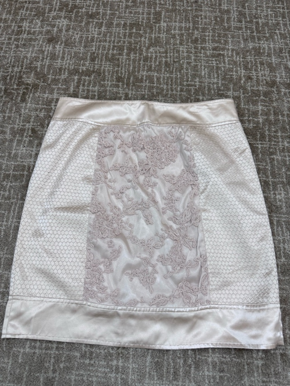 BCBGMaxAzria Ivory Lace-Panel Pencil Skirt